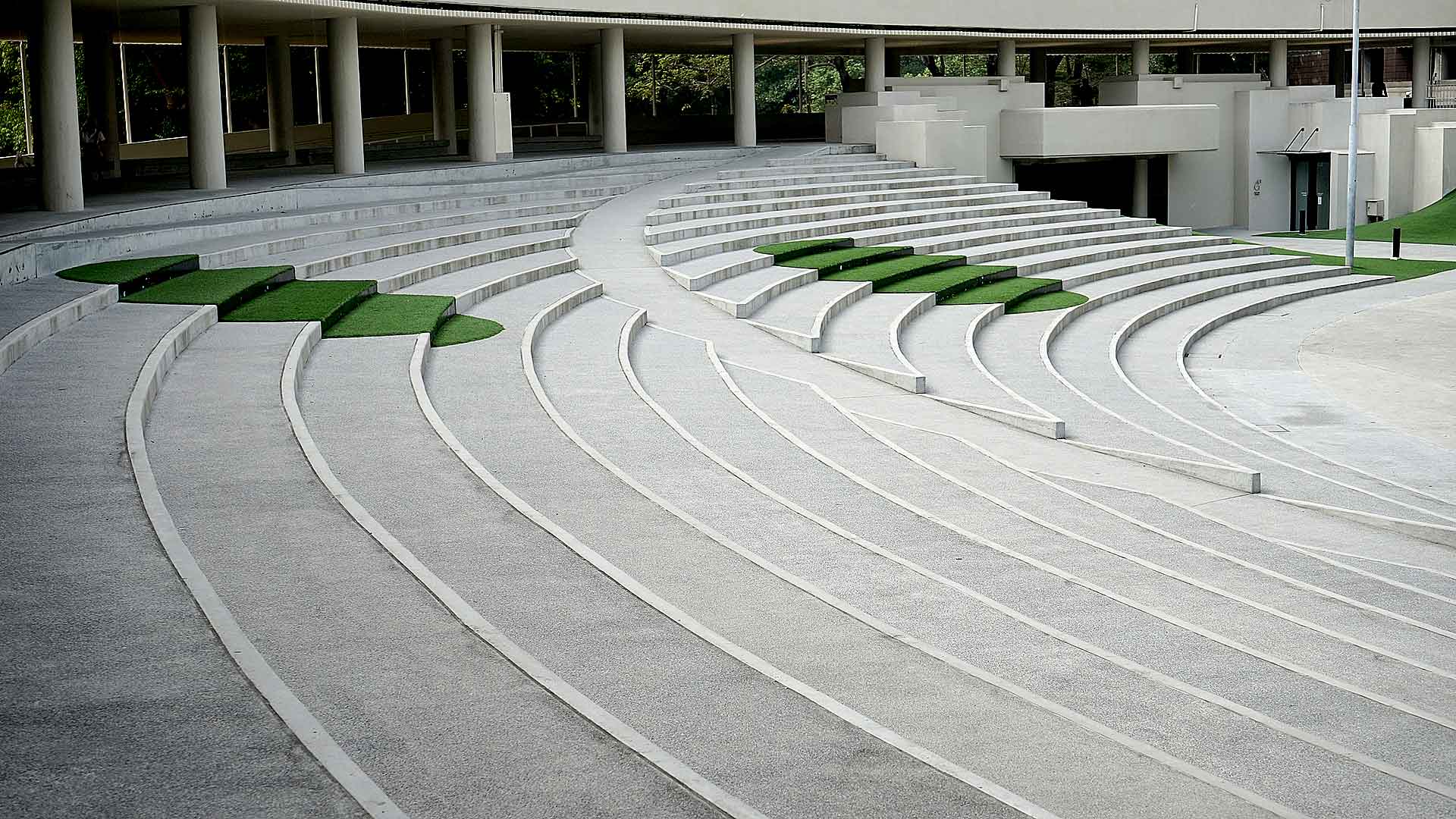 高雄市立美術館戶外廣場